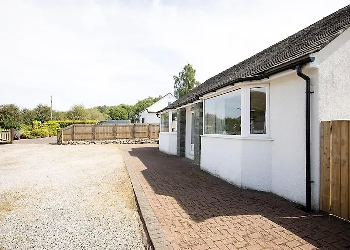 Shelter Stone - Cottage In The Heart Of The Lakes